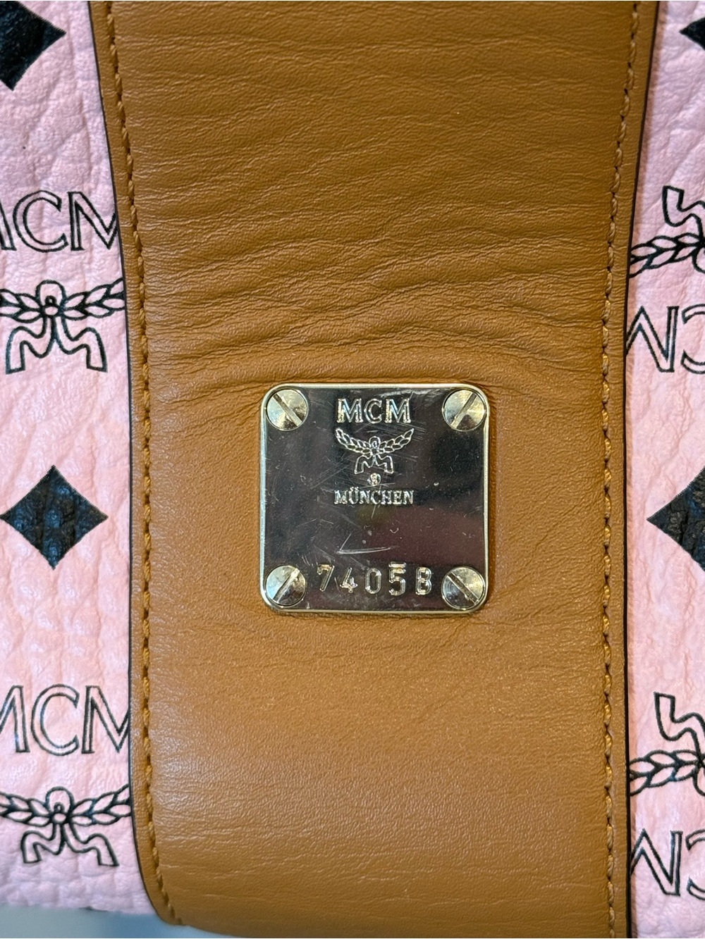 MCM Pink Visetos Shoulder Bag with Cognac Center Panel - Picture 5 of 6